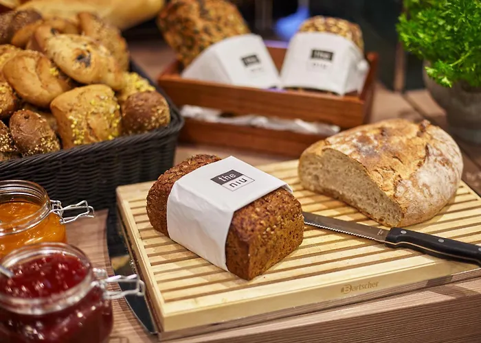 Holiday Inn - The Niu, Yen Hamburg City By Ihg
